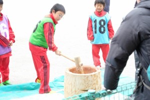 餅つき　2年生